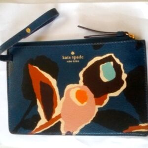 Kate Spade pouch wristlet